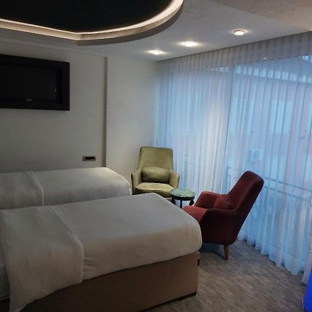 Hotel Ideal Podgorica Esterno foto