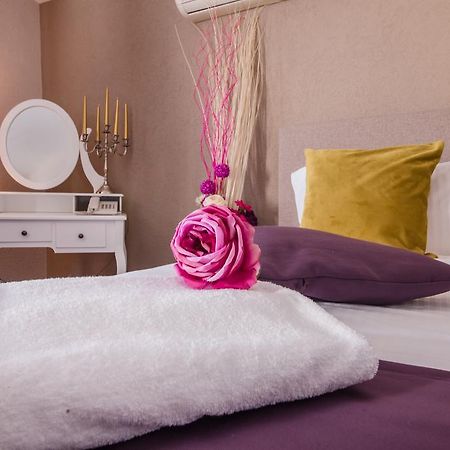 Hotel Ideal Podgorica Esterno foto