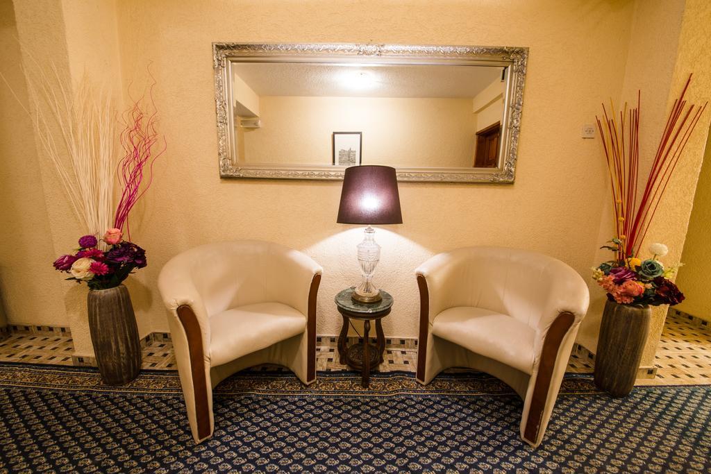Hotel Ideal Podgorica Esterno foto