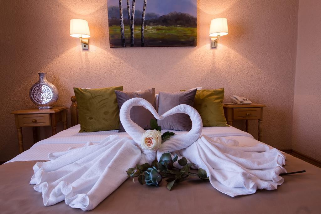 Hotel Ideal Podgorica Esterno foto
