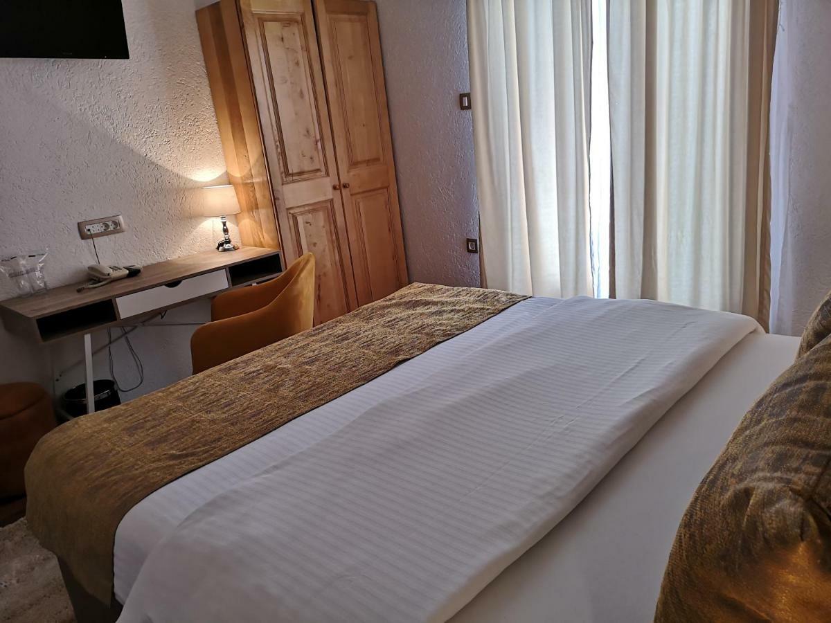 Hotel Ideal Podgorica Esterno foto